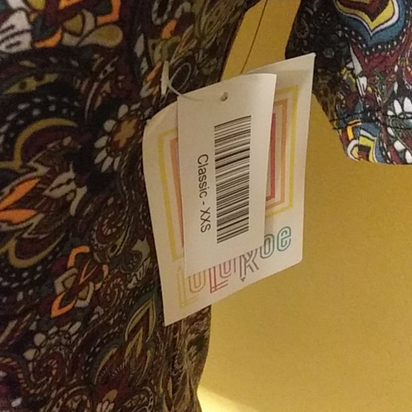 LulaRoe Classic - Picture 3 of 5